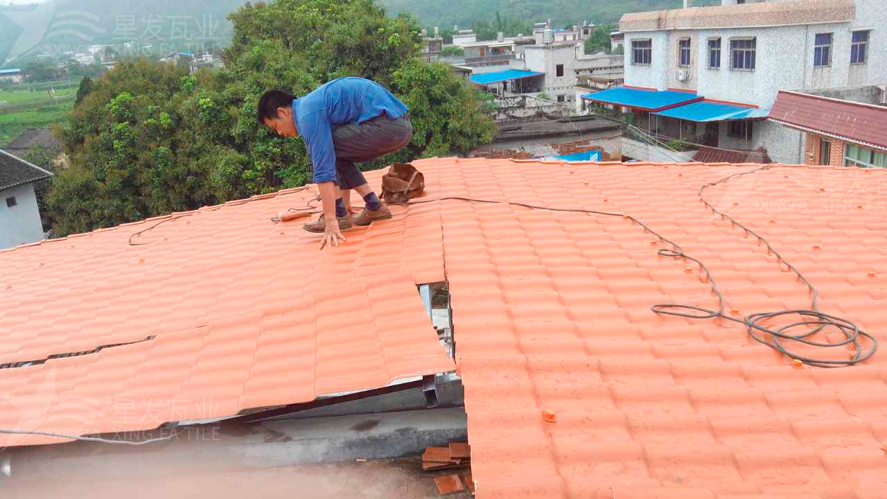 太原屋頂鋪設安裝合成樹脂瓦時，牢牢記住這3點，就不怕屋頂出問題！