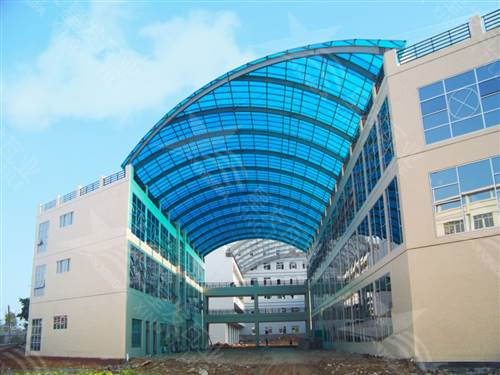 PVC防腐瓦隔熱塑料瓦 隔音降噪PVC采瓦 工程鋼結構停車場用pvc復合波浪采光瓦 太原PVC瓦廠生產制造