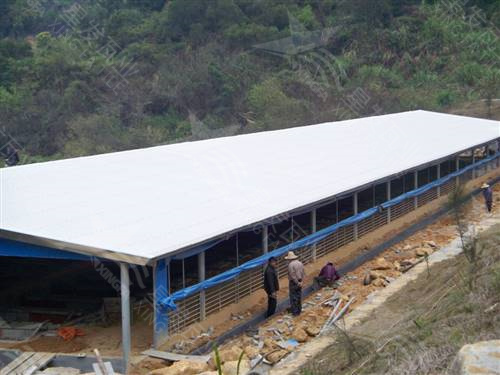 830型pvc采光波浪瓦 鋼結構工程用防腐隔熱梯型復合瓦 太原pvc瓦廠家銷售